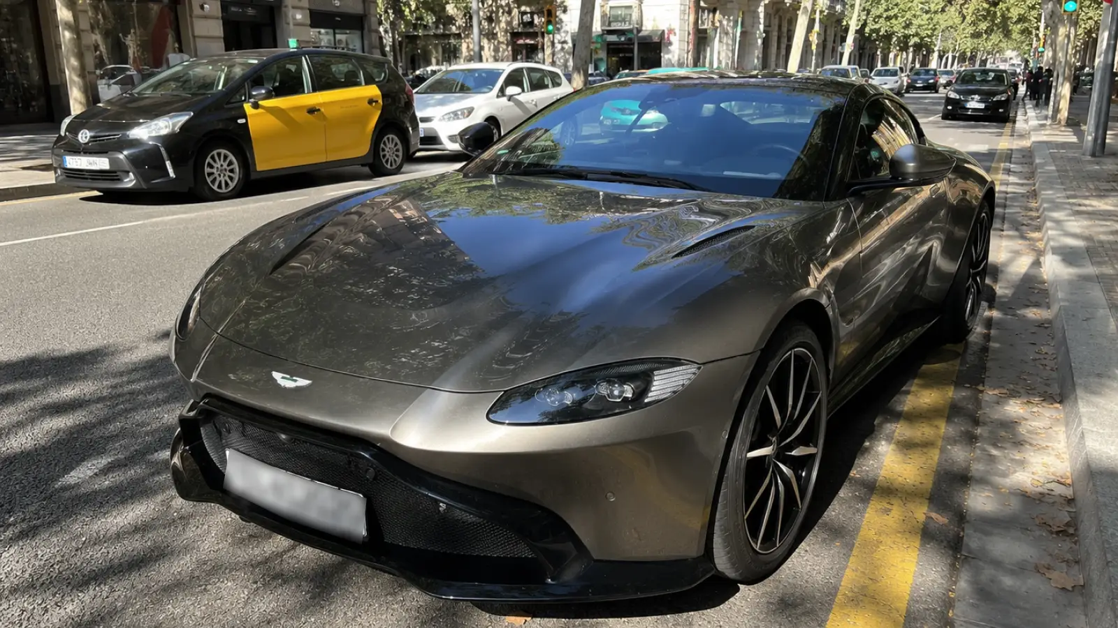 AM-Vantage-street