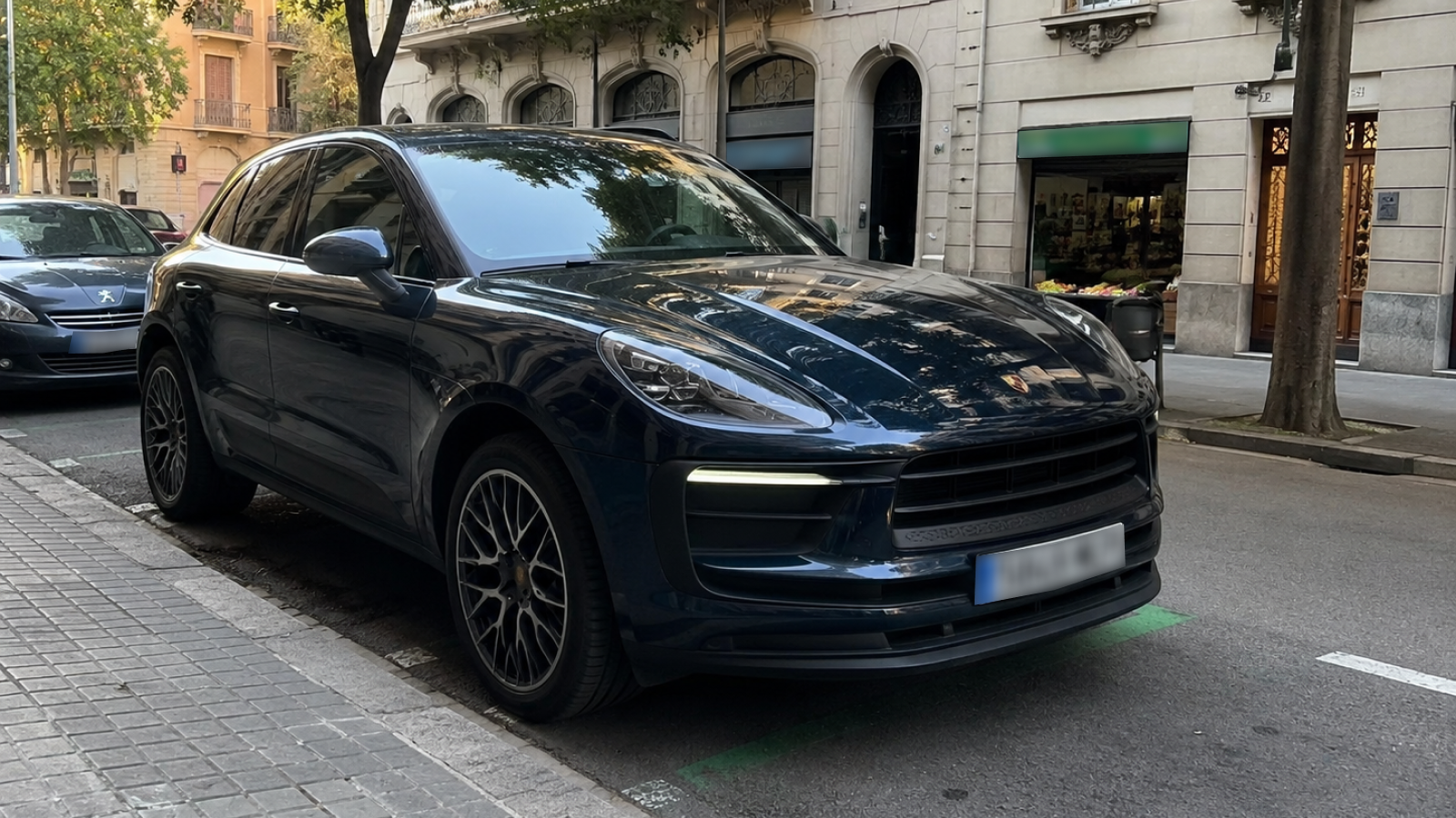 P-Macan-S-Street